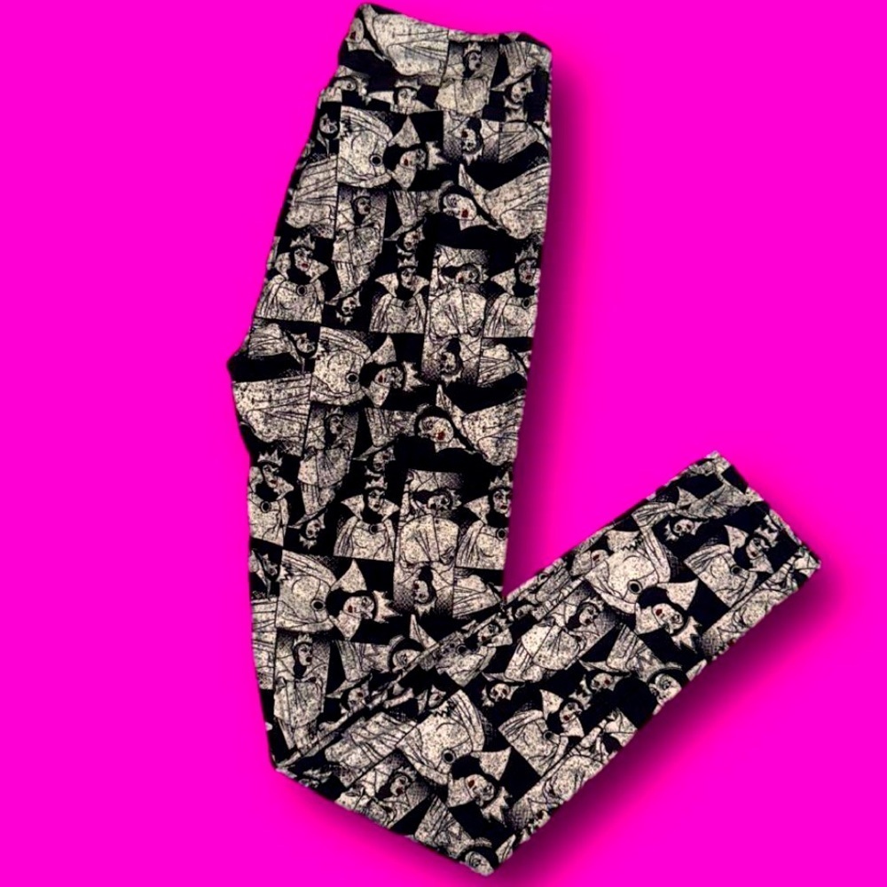 LuLaRoe Disney Evil Queen BRAND NEW leggings ONE SIZE - ULTRA SOFT​​